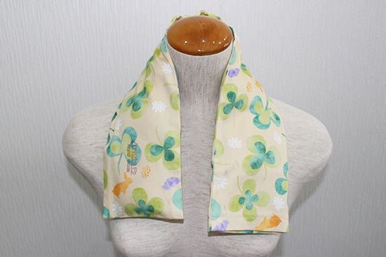 肩に乗せたイメージ前